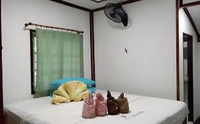 Comon Bungalow Haadchaophao
